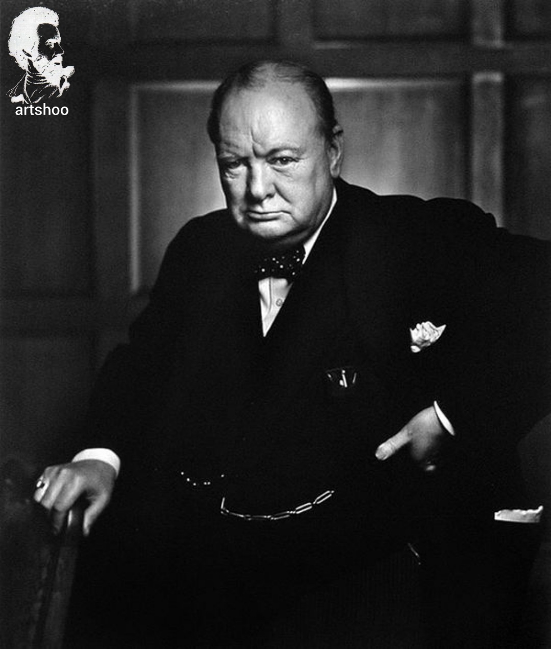 مدل پرتره سیاه قلم